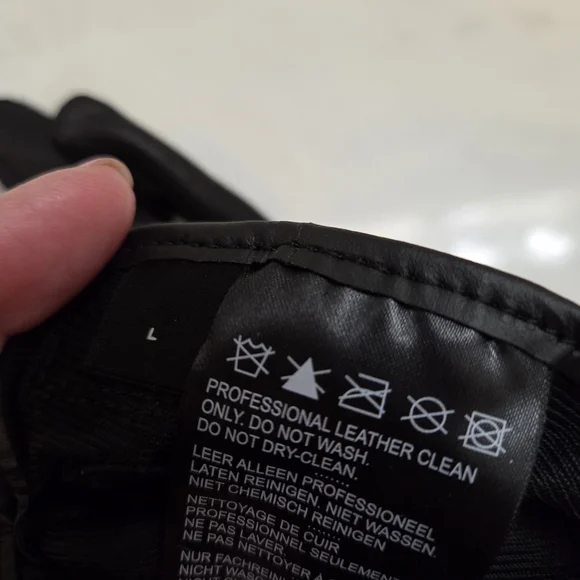 Black Leather Motocycle Gloves with Pink Stitching Size L - Picture 3 of 4